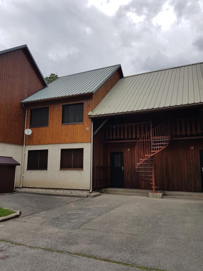 Studio Meuble A Allemont Luaran gambar