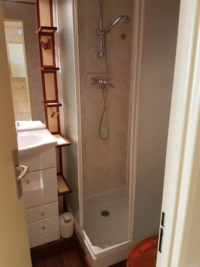 Studio Meuble A Allemont Luaran gambar